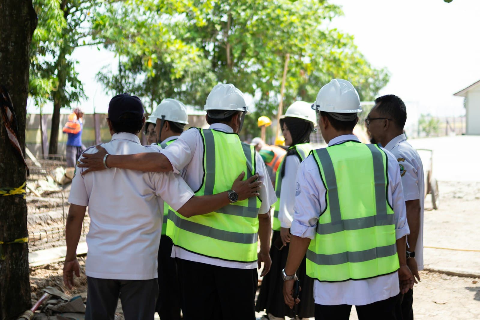 Keep crews safe and projects on track